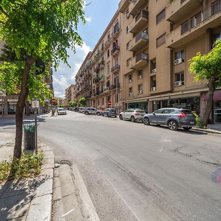 Le Rose Di Nonna Maria, Appartamento Di Lusso In Centro Citta Palermo Luaran gambar