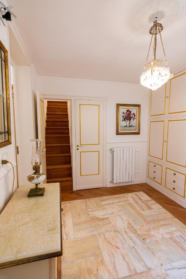 Le Rose Di Nonna Maria, Appartamento Di Lusso In Centro Citta Palermo Luaran gambar